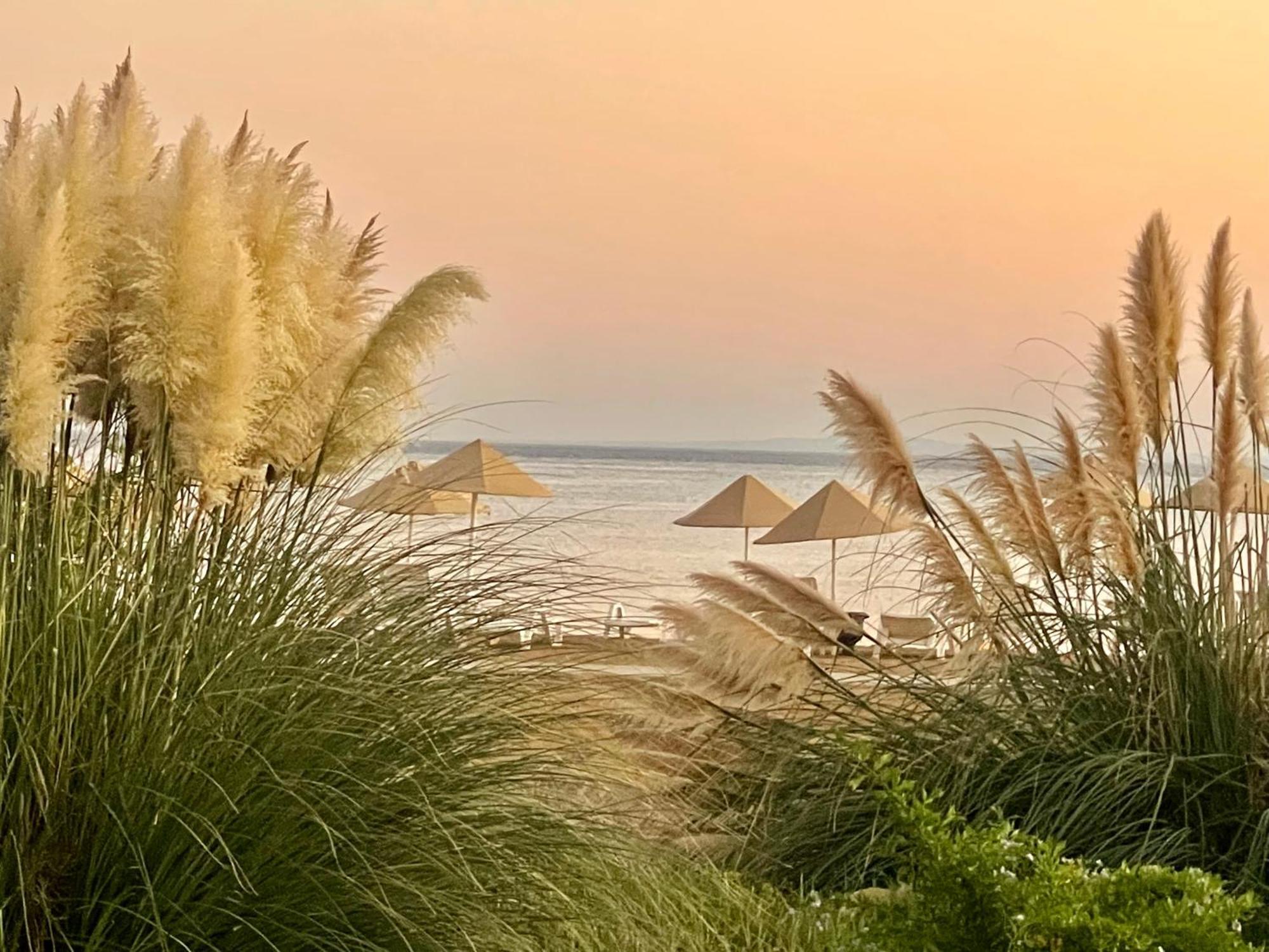 Relaxing Penthouse Suites By The Sea Vokolidha Ngoại thất bức ảnh