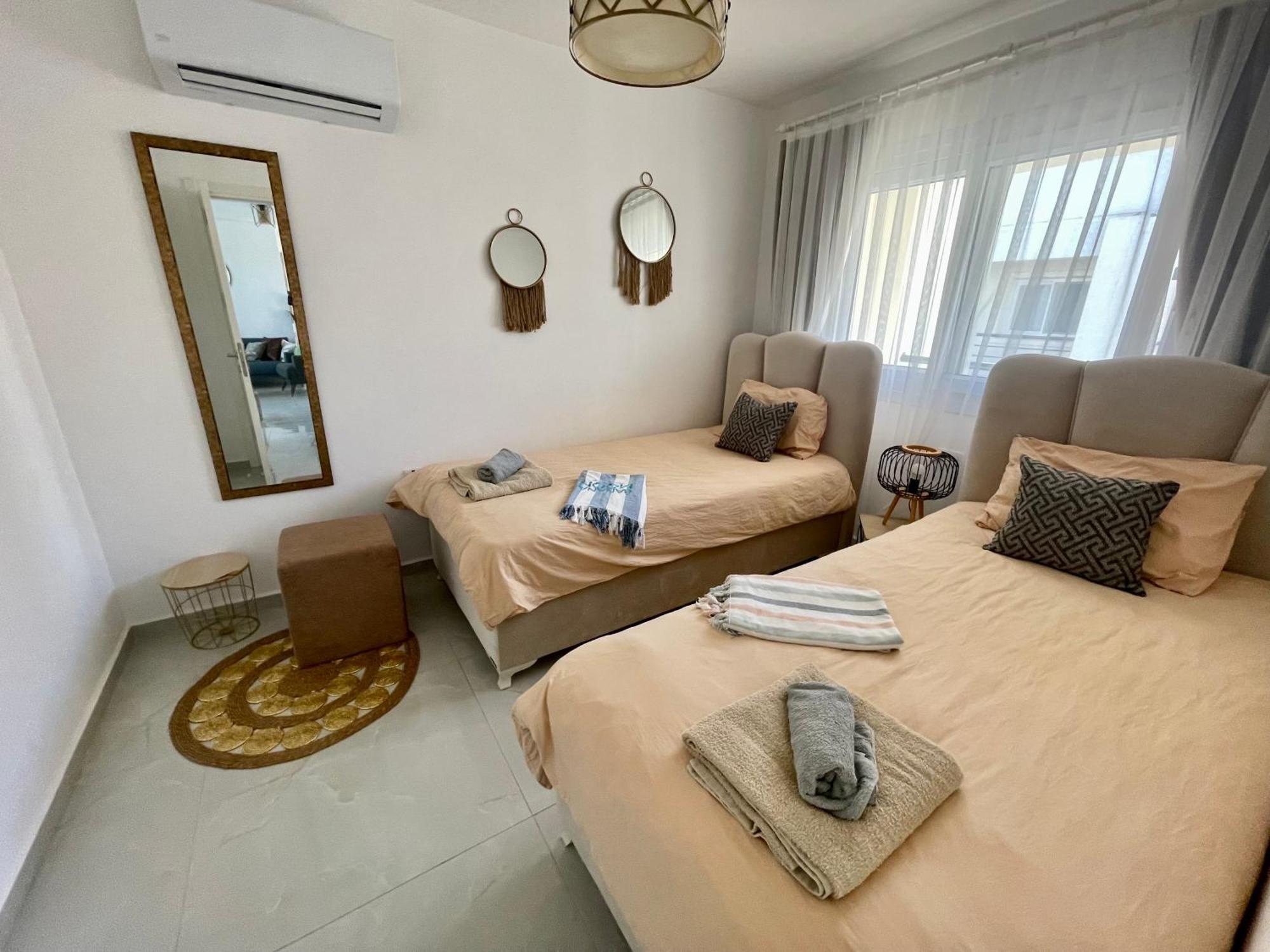 Relaxing Penthouse Suites By The Sea Vokolidha Ngoại thất bức ảnh